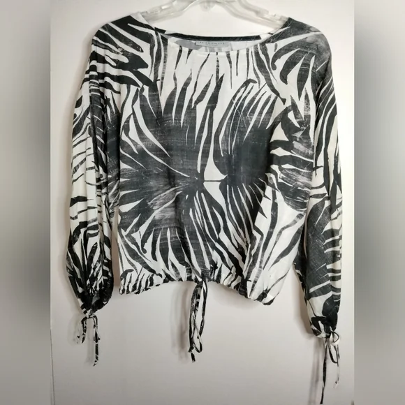 bryn Walker (Size M) Crop Top/(Size L) Crop Pants Leaf Print (2PC) Matching Set